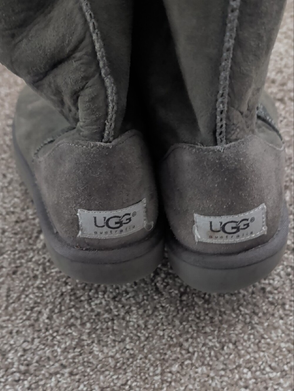 Classic Short UGGs In Grey - Picture 3 of 4